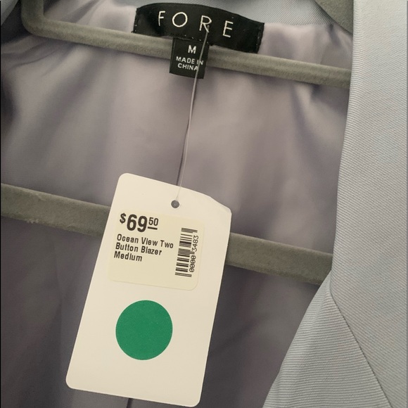 Blazer and shorts coord set - Picture 4 of 10